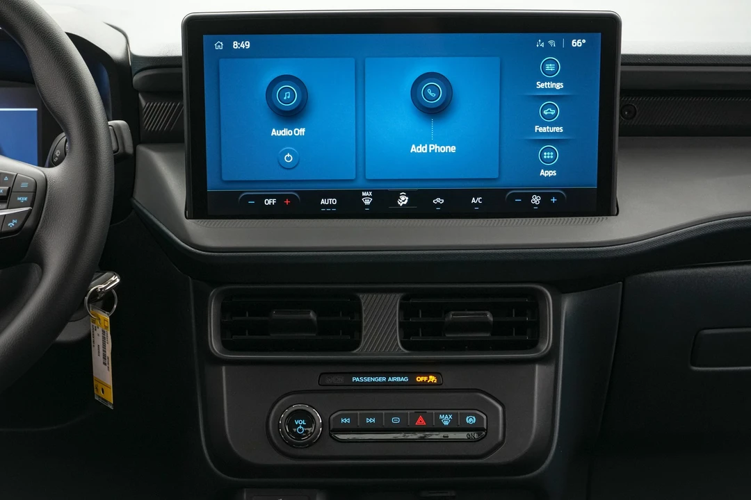 2026 Ford Maverick - Image 17 of 23