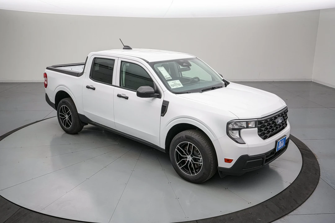 2026 Ford Maverick - Image 2 of 23