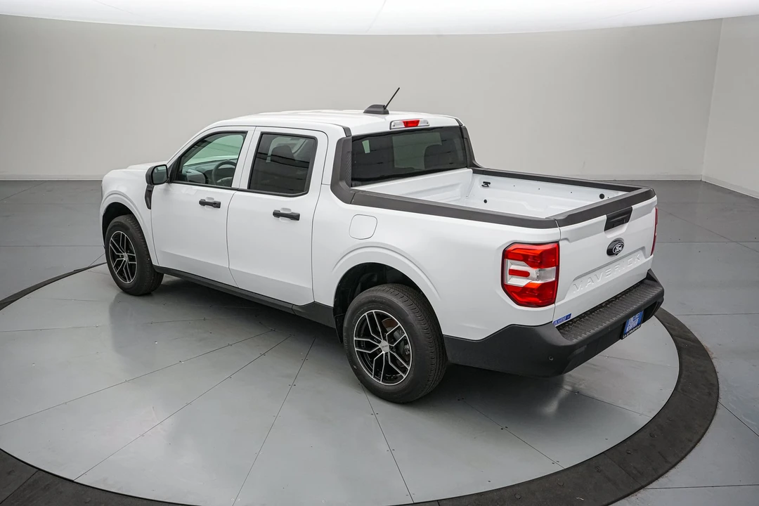 2026 Ford Maverick - Image 8 of 23