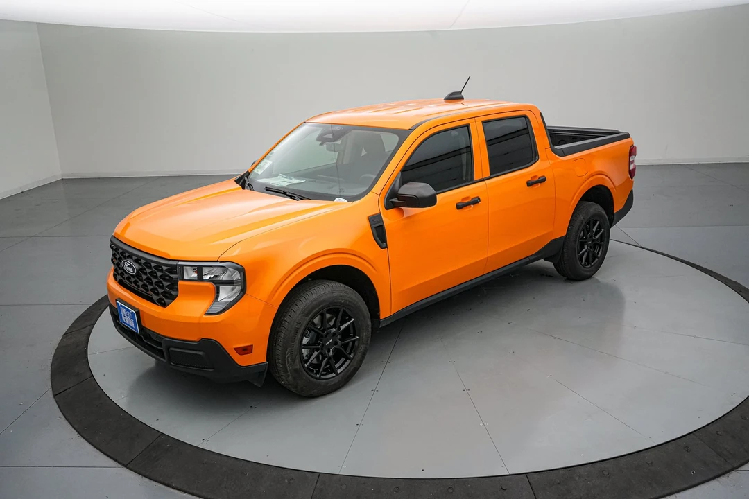 2026 Ford Maverick - Image 10 of 24