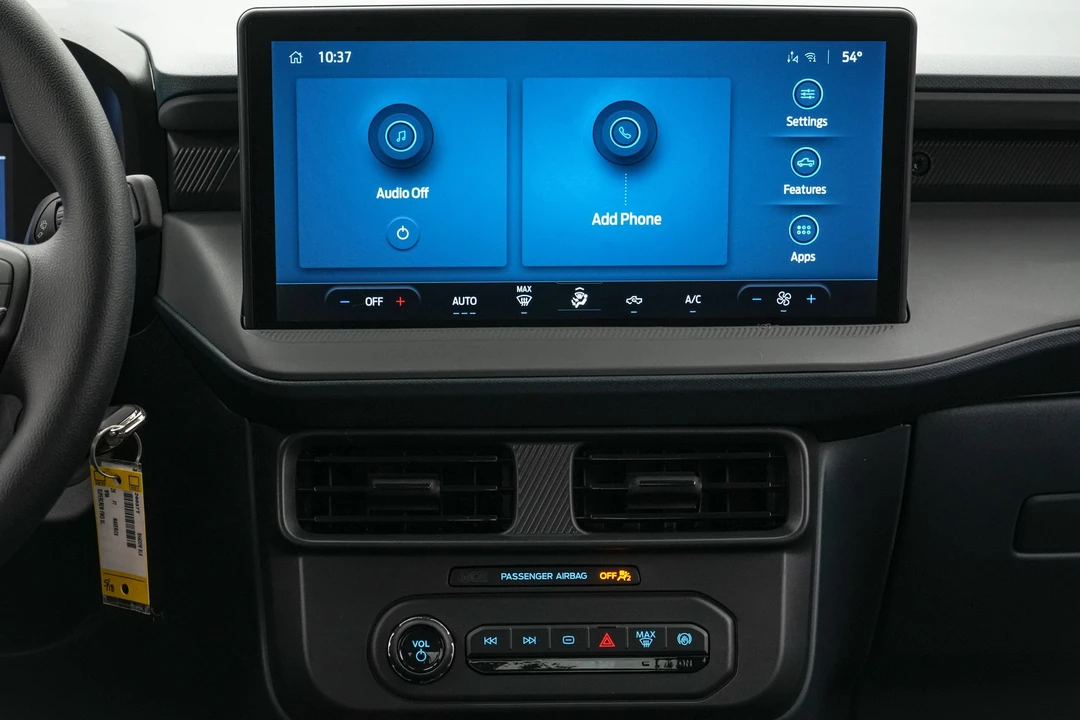 2026 Ford Maverick - Image 17 of 24