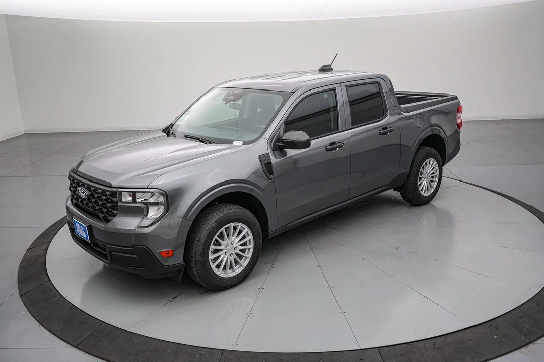 2026 Ford Maverick - Image 10 of 24