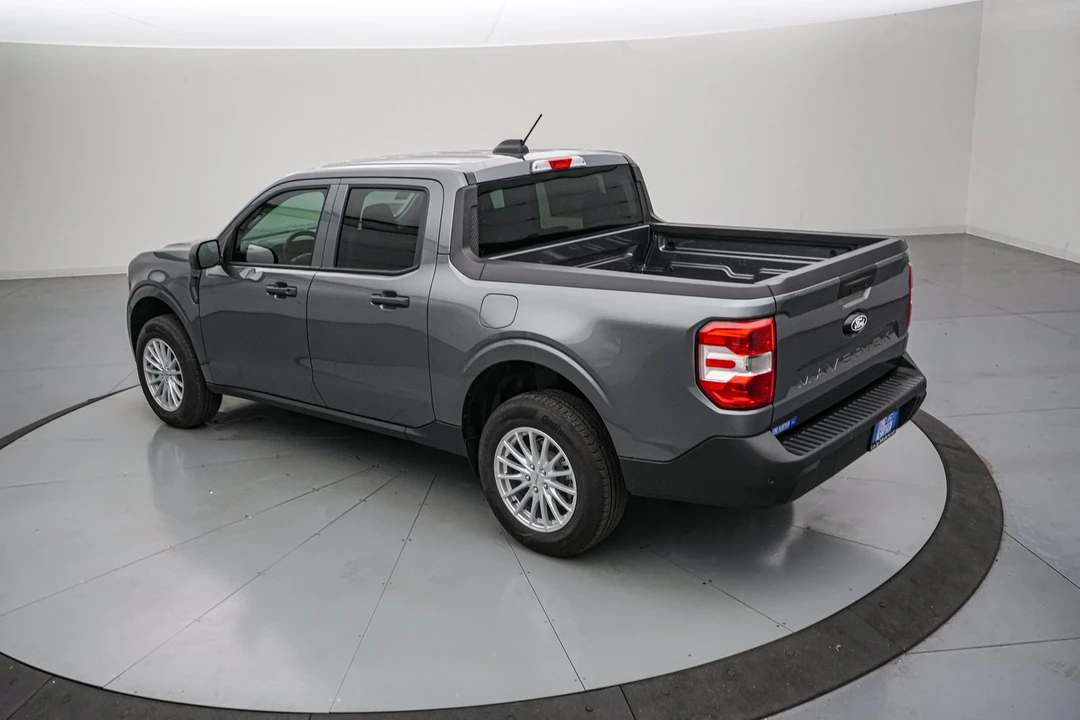 2026 Ford Maverick - Image 8 of 24
