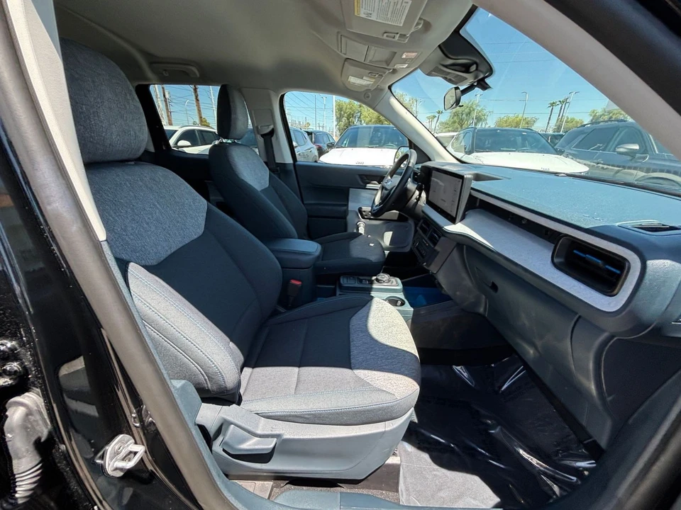 2026 Ford Maverick - Image 26 of 31