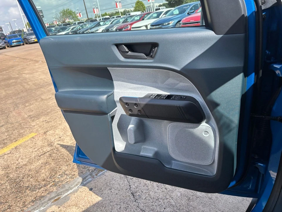 2026 Ford Maverick - Image 20 of 31