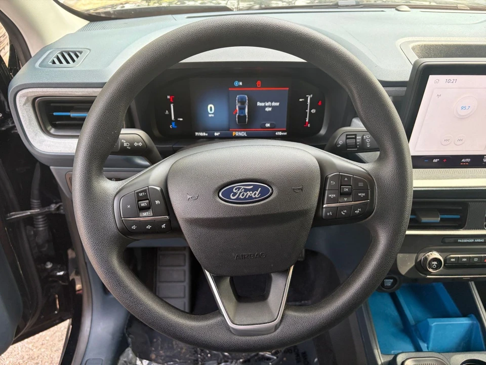 2026 Ford Maverick - Image 29 of 31