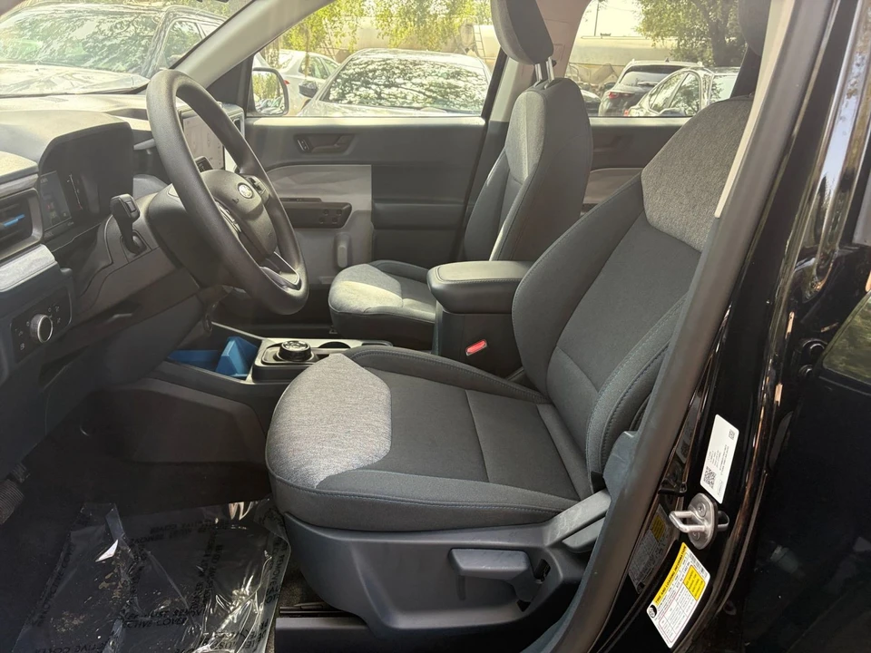 2026 Ford Maverick - Image 27 of 31