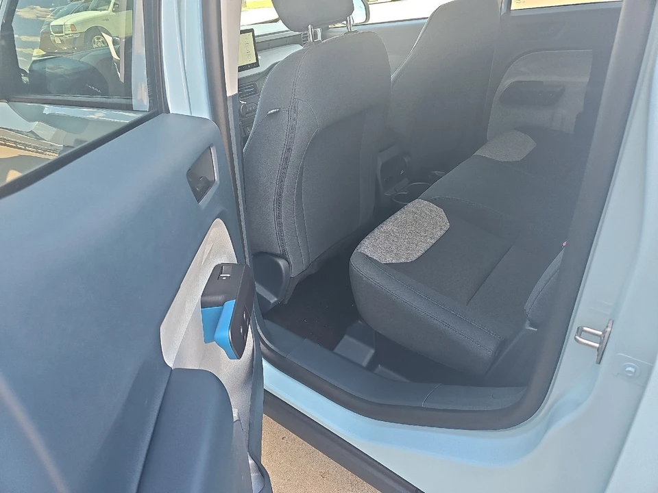 2026 Ford Maverick - Image 15 of 25