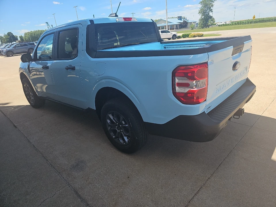 2026 Ford Maverick - Image 13 of 25