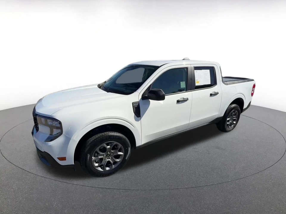 2026 Ford Maverick - Image 9 of 31