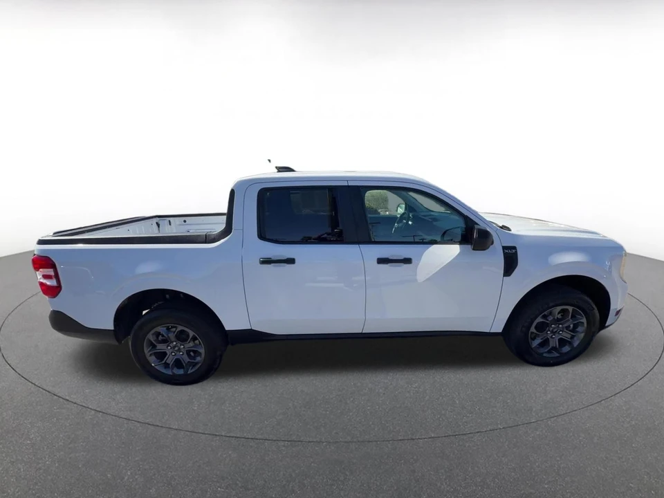 2026 Ford Maverick - Image 18 of 31