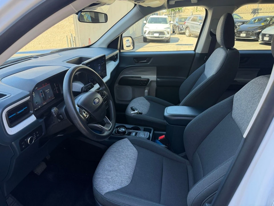 2026 Ford Maverick - Image 26 of 31
