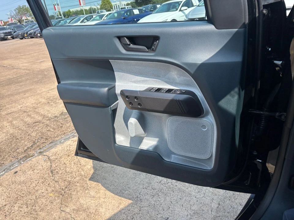 2026 Ford Maverick - Image 20 of 31