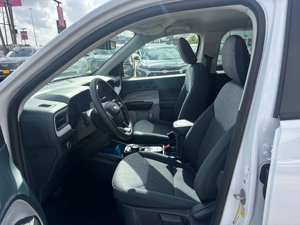 2026 Ford Maverick - Image 26 of 31