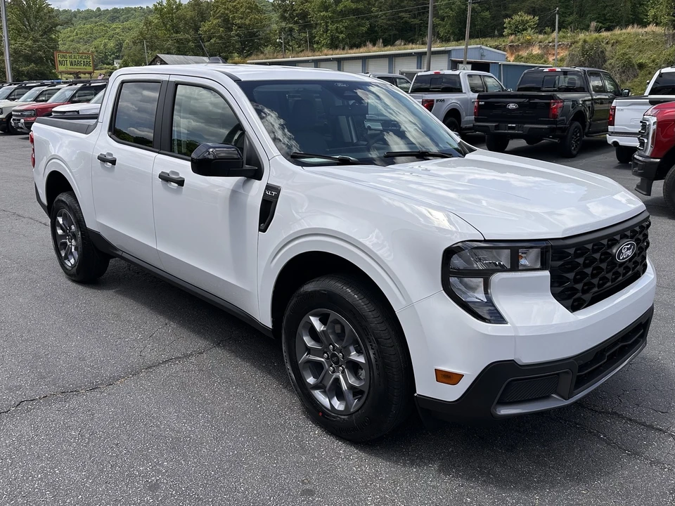 2026 Ford Maverick - Image 4 of 28