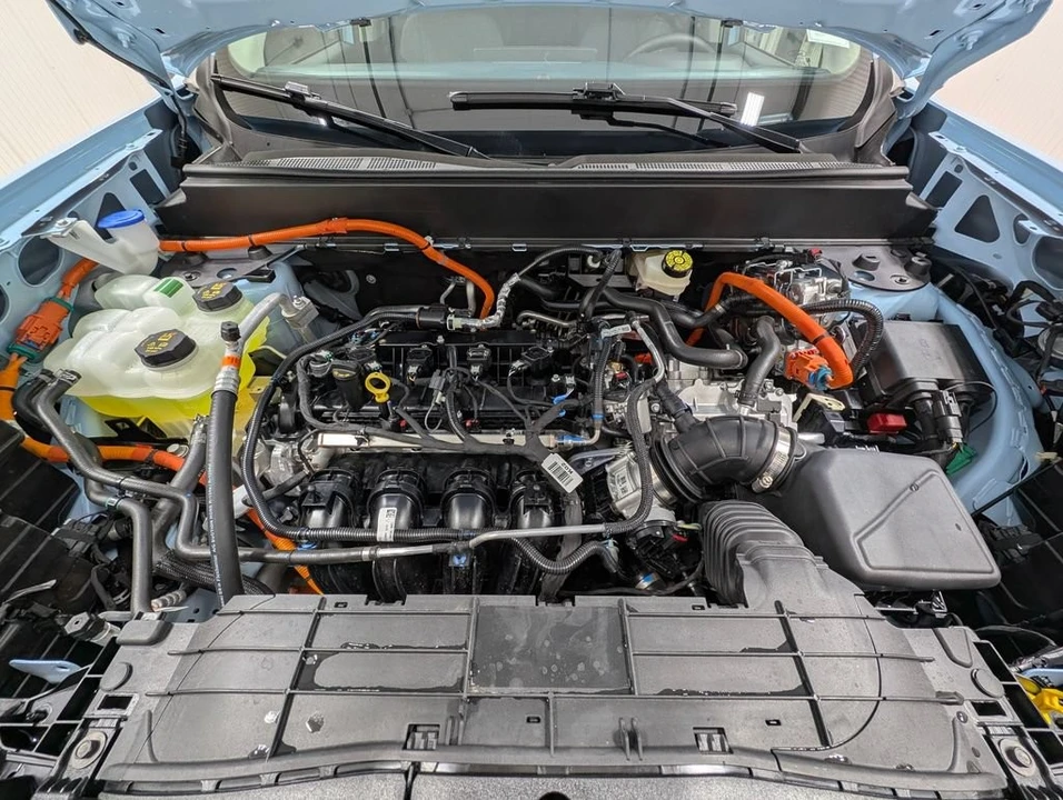 2026 Ford Maverick - Image 26 of 28