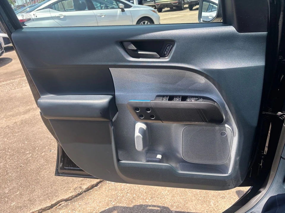 2026 Ford Maverick - Image 20 of 31
