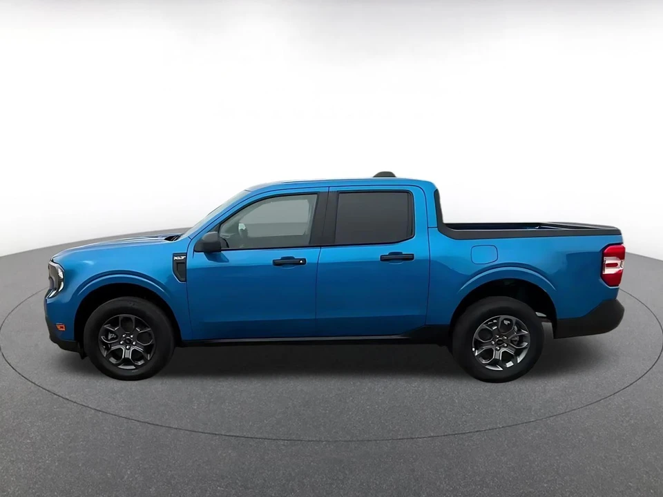 2026 Ford Maverick - Image 9 of 31