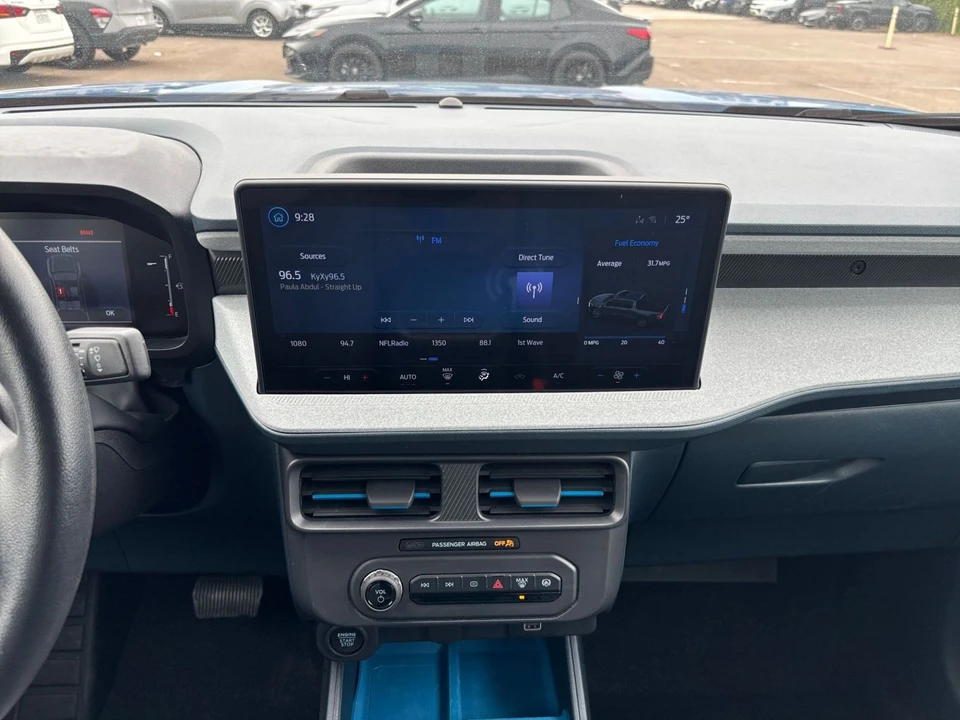 2026 Ford Maverick - Image 18 of 31