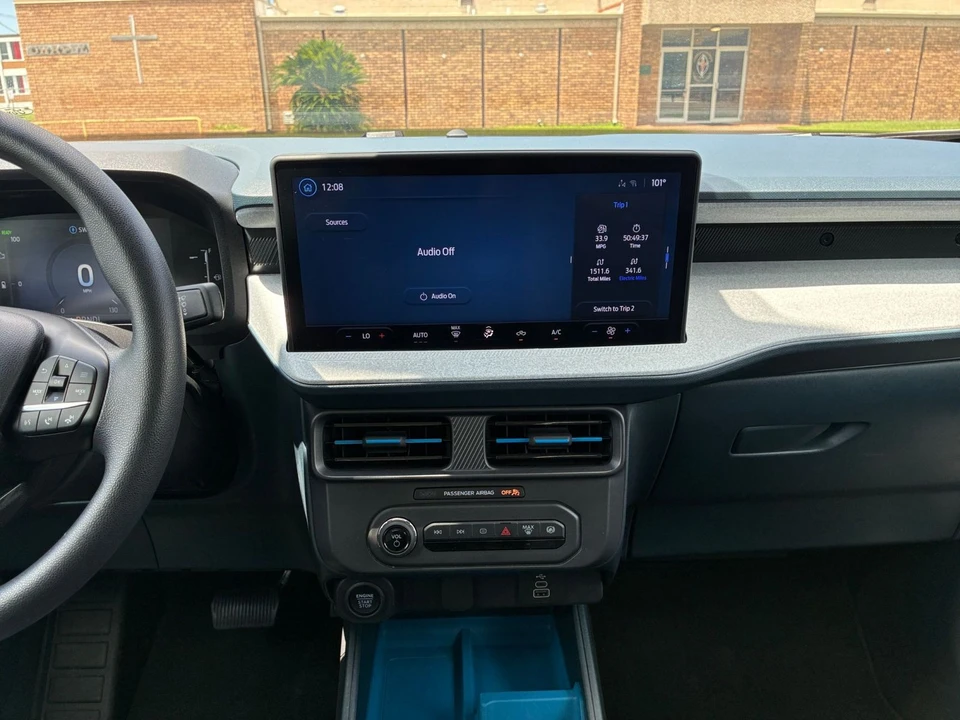 2026 Ford Maverick - Image 19 of 31