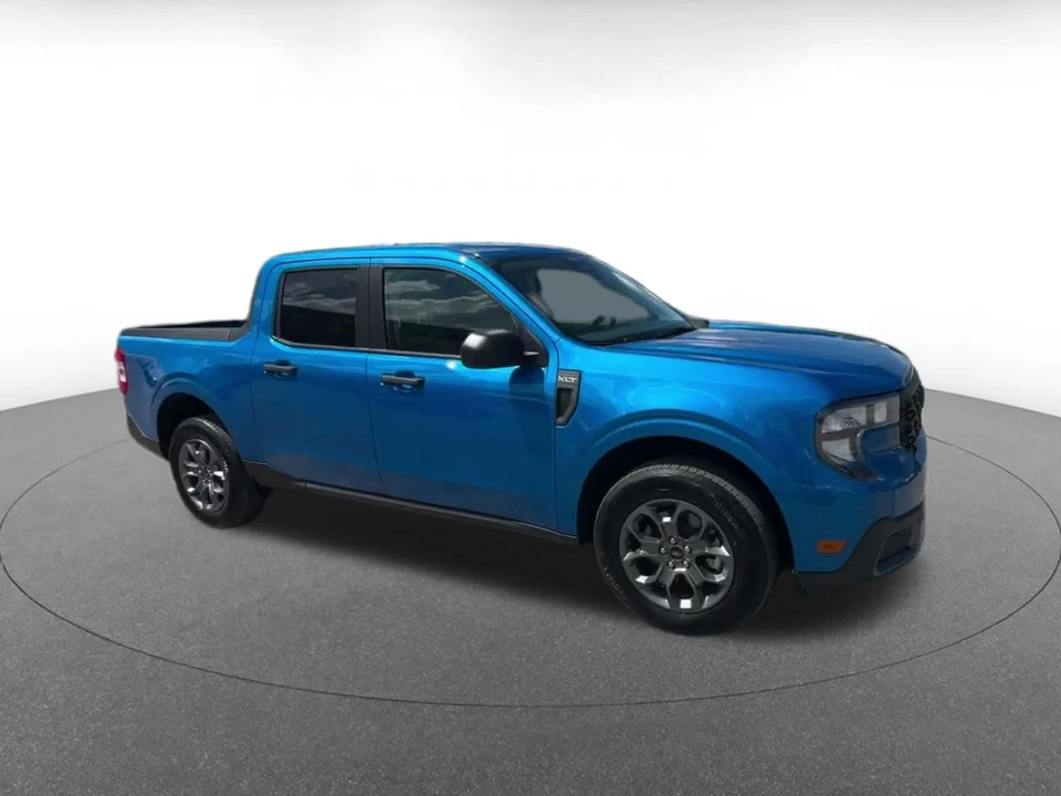 2026 Ford Maverick - Image 2 of 31