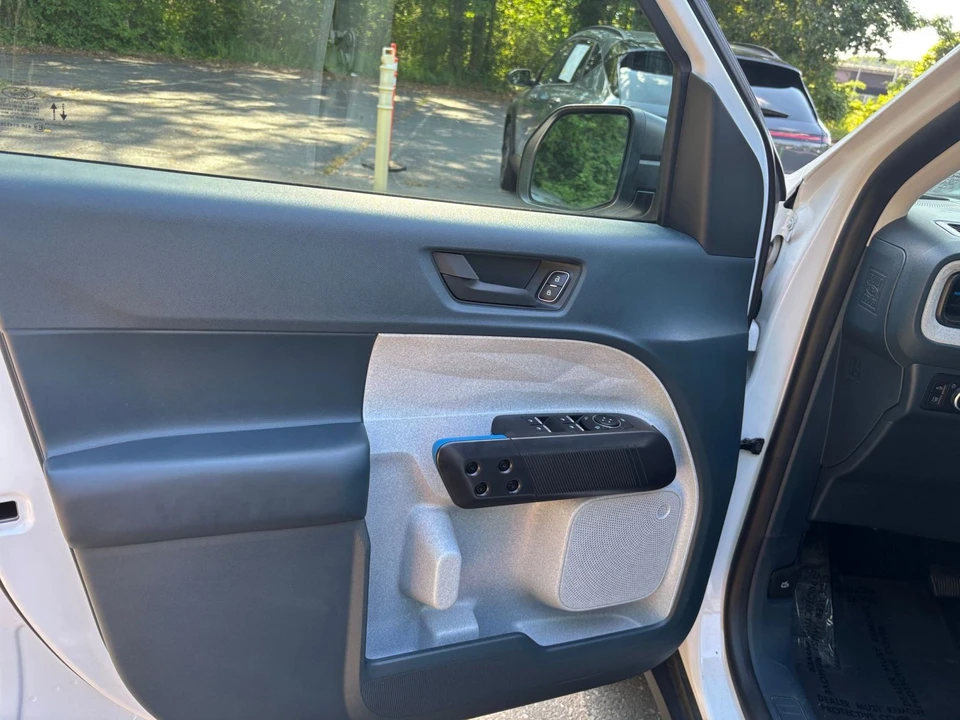 2026 Ford Maverick - Image 20 of 31