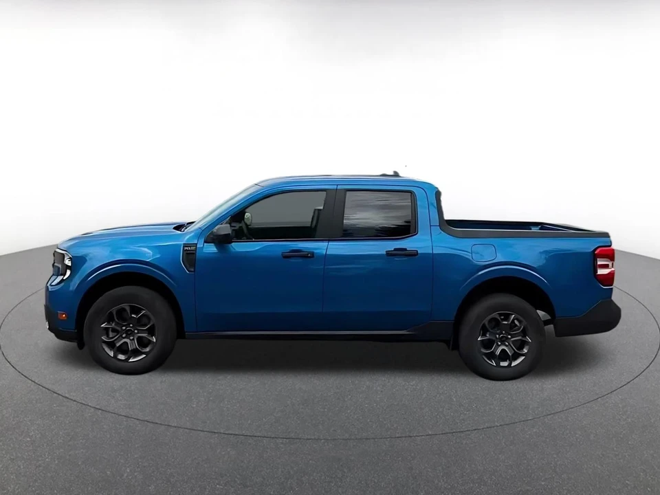 2026 Ford Maverick - Image 9 of 31