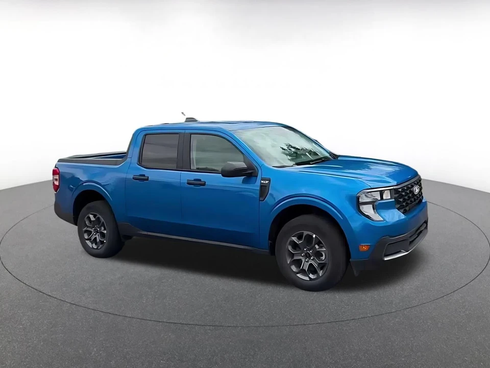 2026 Ford Maverick - Image 2 of 31