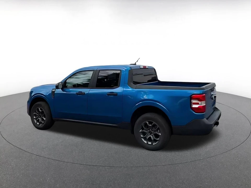 2026 Ford Maverick - Image 11 of 31