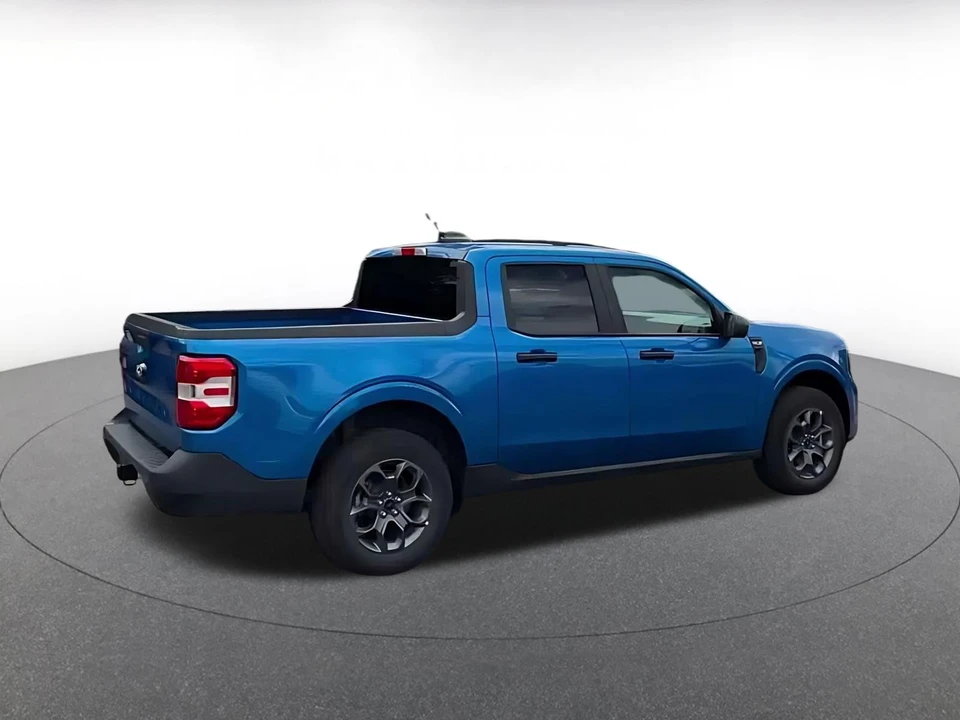 2026 Ford Maverick - Image 16 of 31