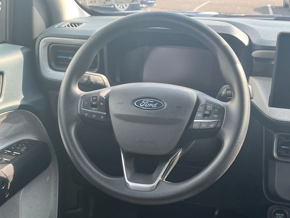2026 Ford Maverick - Image 28 of 31