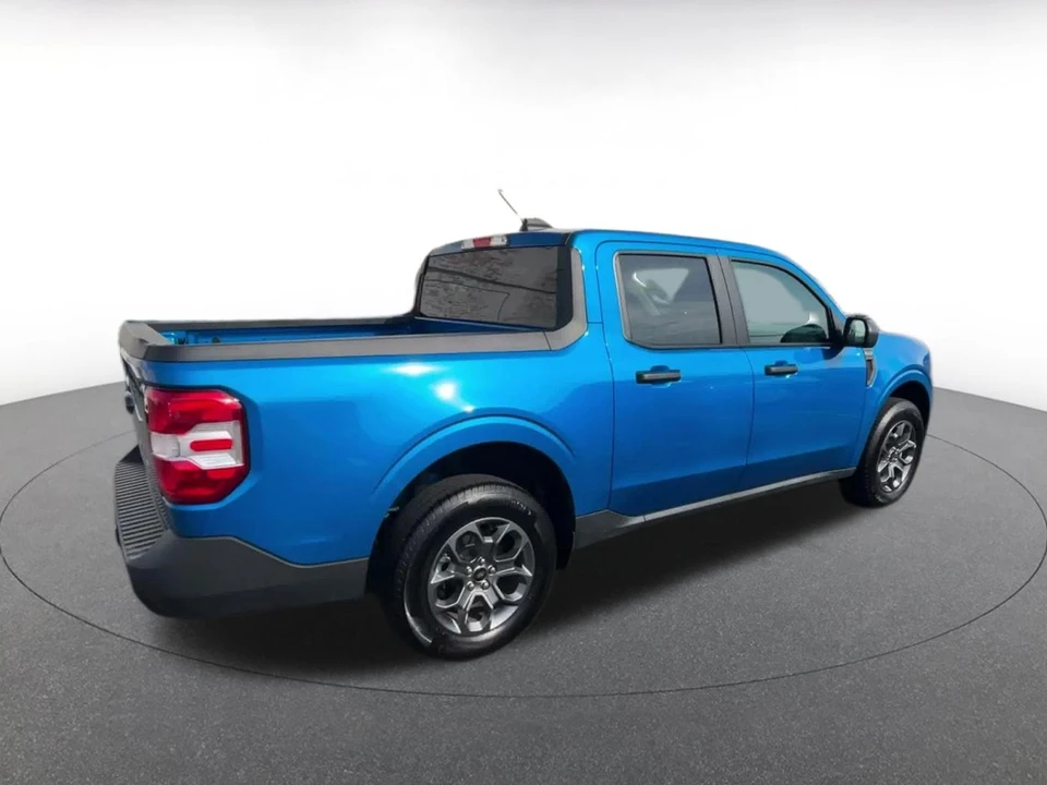 2026 Ford Maverick - Image 16 of 31