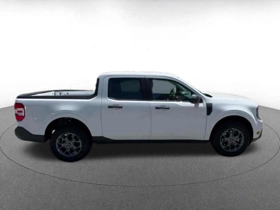 2026 Ford Maverick - Image 18 of 31