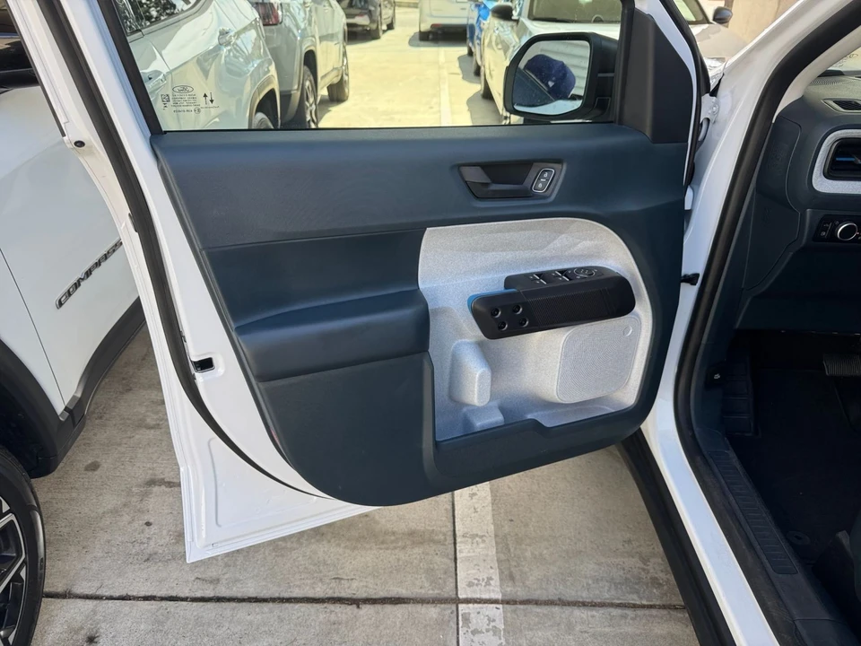 2026 Ford Maverick - Image 20 of 31
