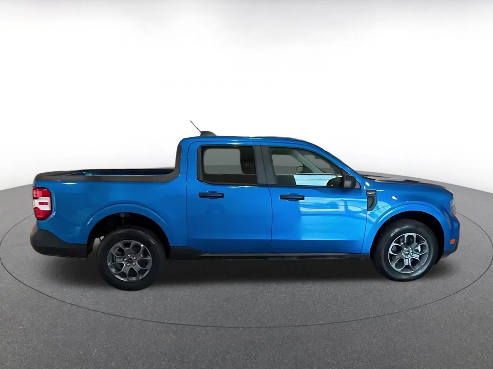 2026 Ford Maverick - Image 16 of 31
