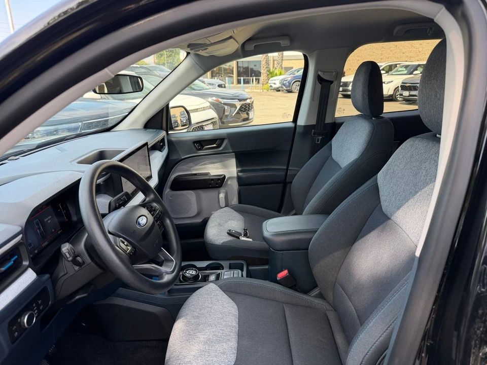 2026 Ford Maverick - Image 26 of 31