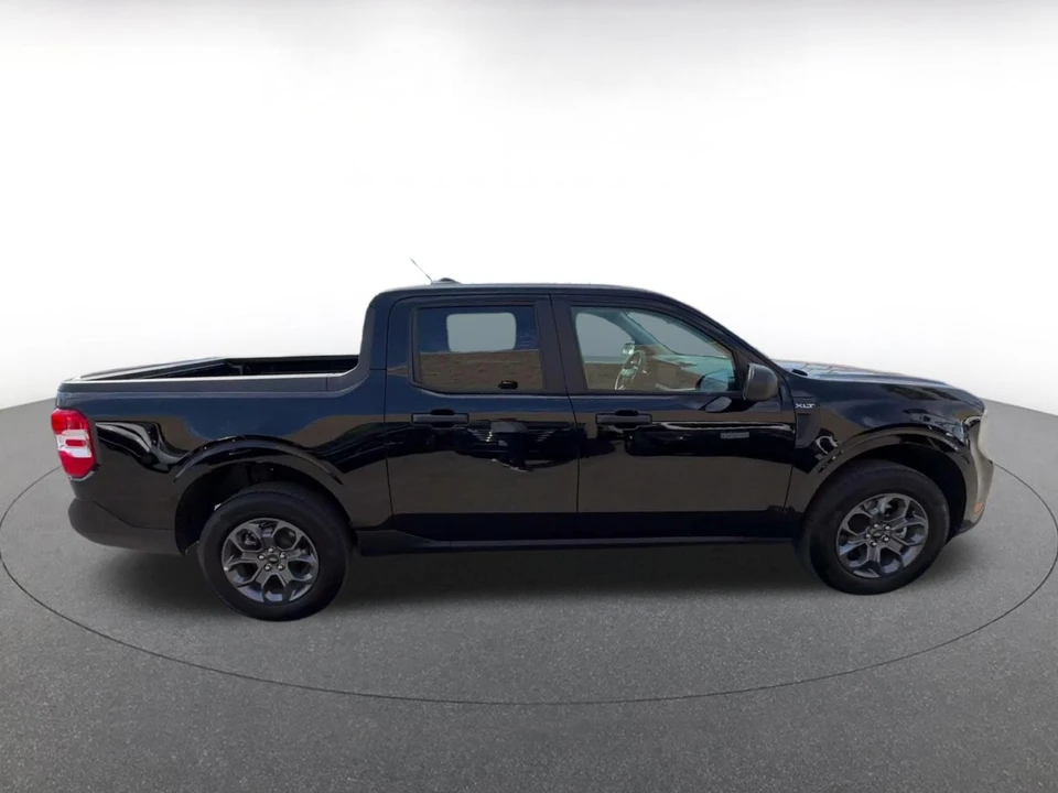 2026 Ford Maverick - Image 18 of 31