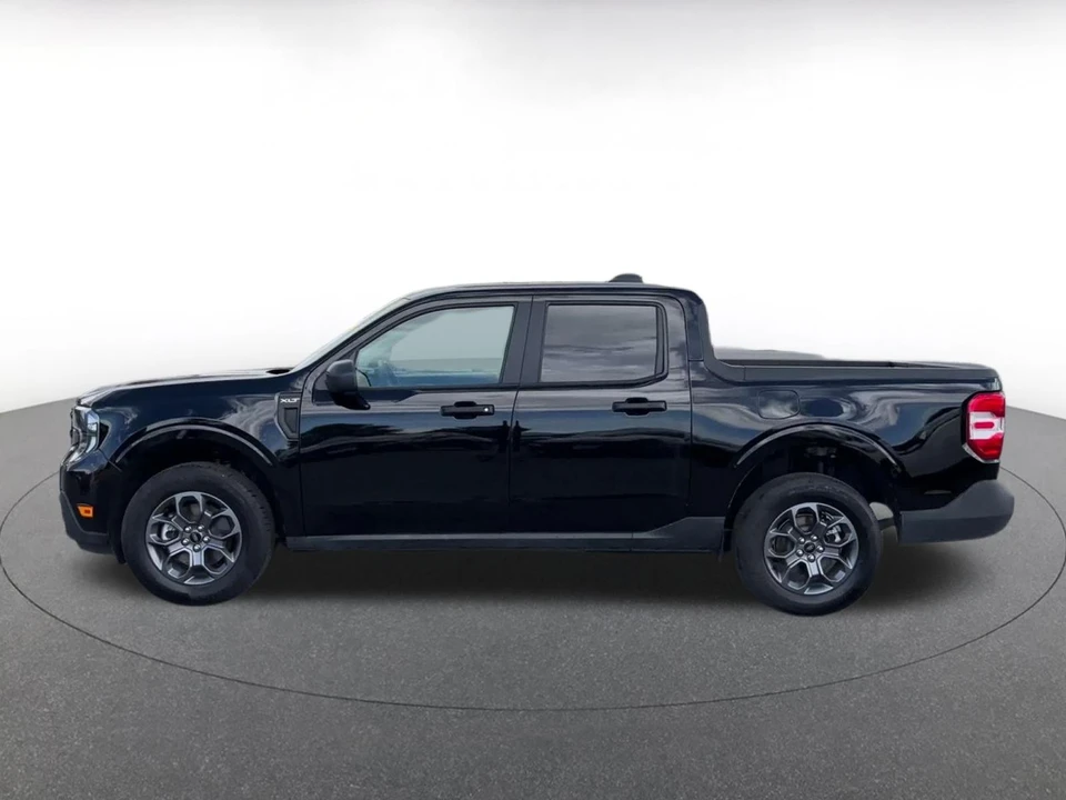 2026 Ford Maverick - Image 9 of 31
