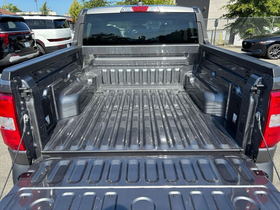 2026 Ford Maverick - Image 30 of 31