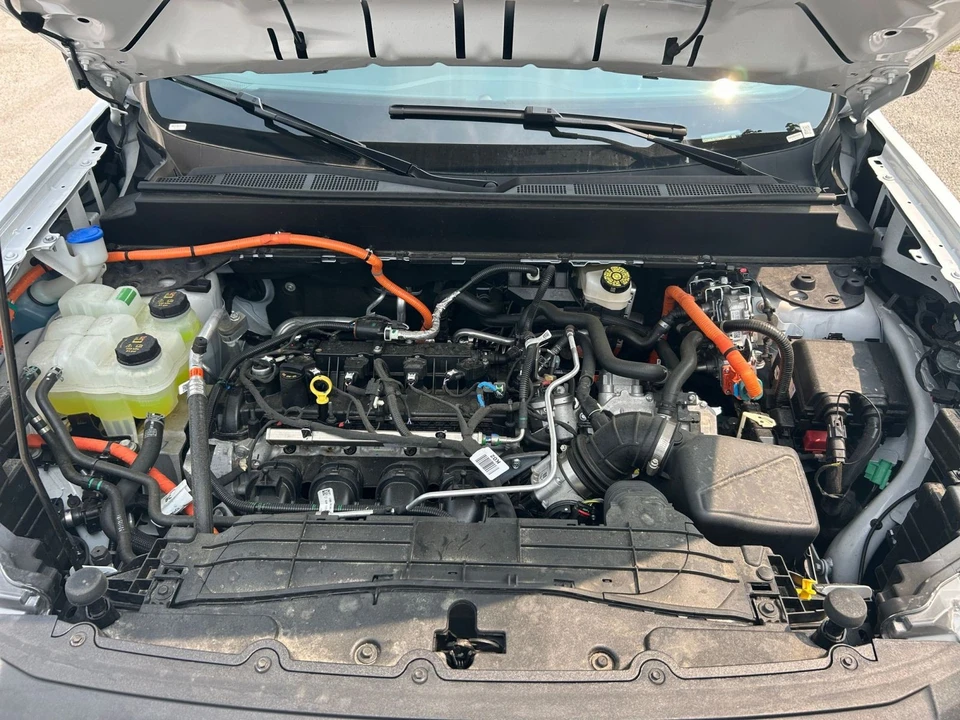 2026 Ford Maverick - Image 28 of 31