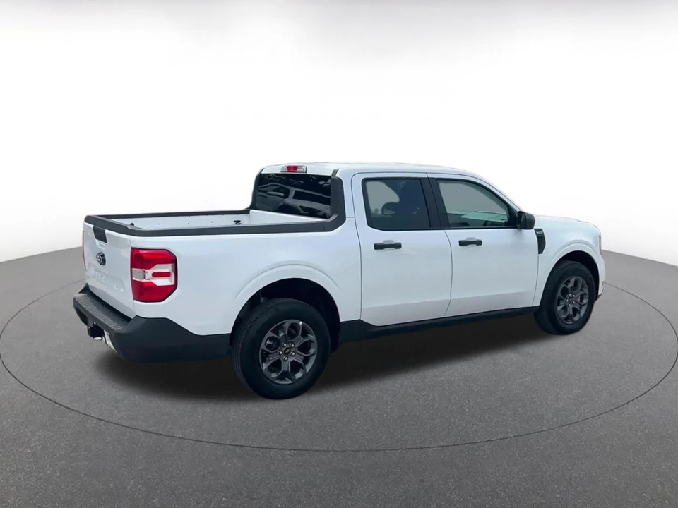 2026 Ford Maverick - Image 15 of 31
