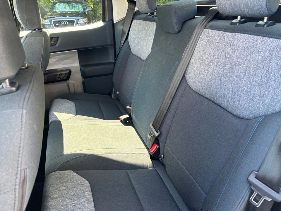 2026 Ford Maverick - Image 23 of 31