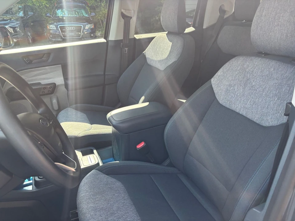 2026 Ford Maverick - Image 24 of 31