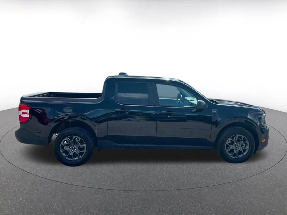 2026 Ford Maverick - Image 17 of 31