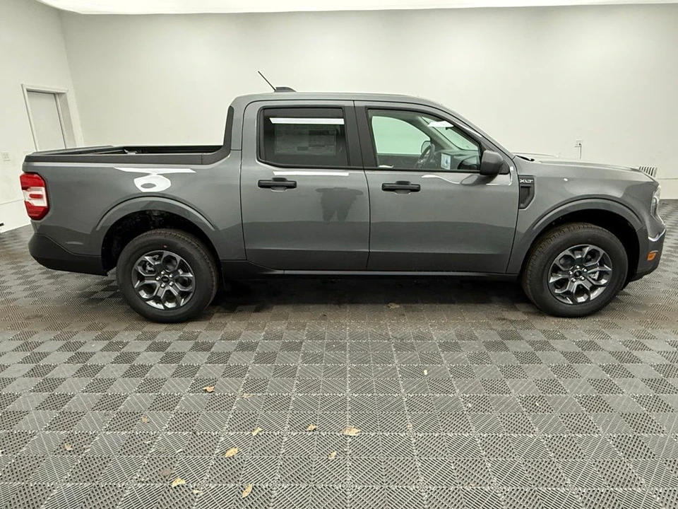 2026 Ford Maverick - Image 6 of 12