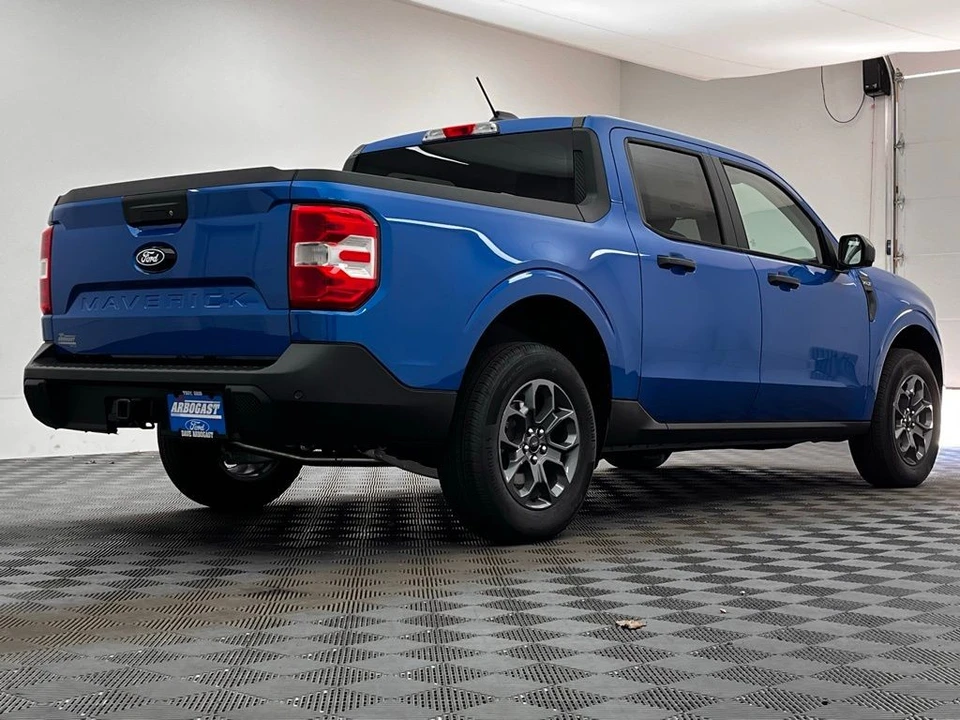 2026 Ford Maverick - Image 8 of 12
