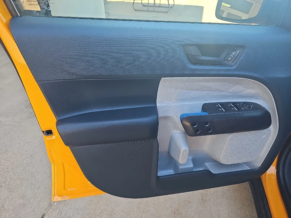 2026 Ford Maverick - Image 19 of 25