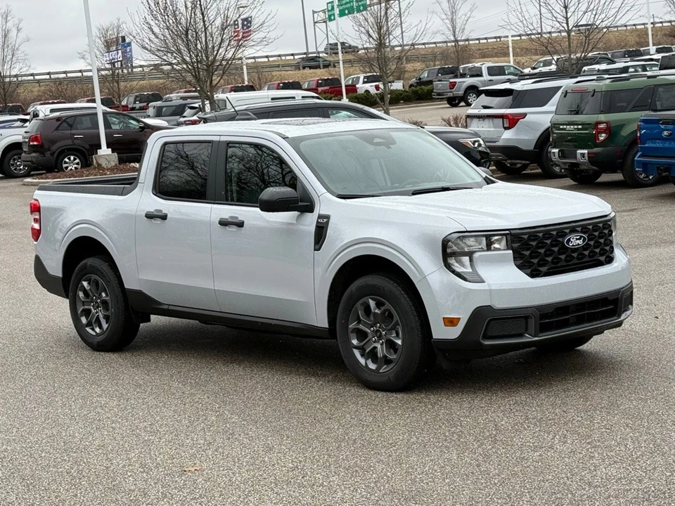2026 Ford Maverick - Image 9 of 12