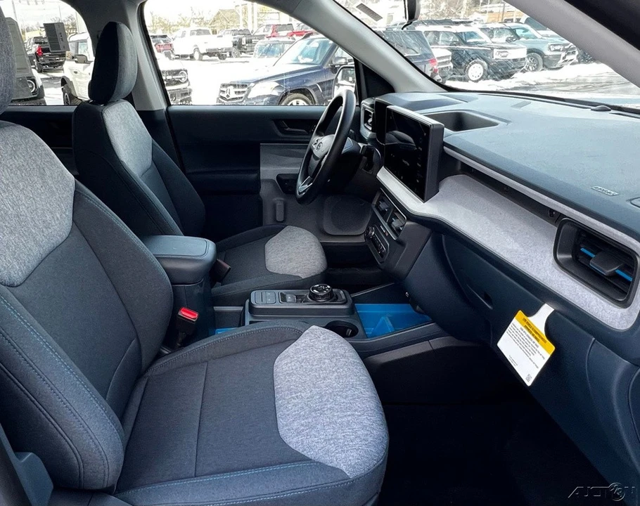2026 Ford Maverick - Image 22 of 24