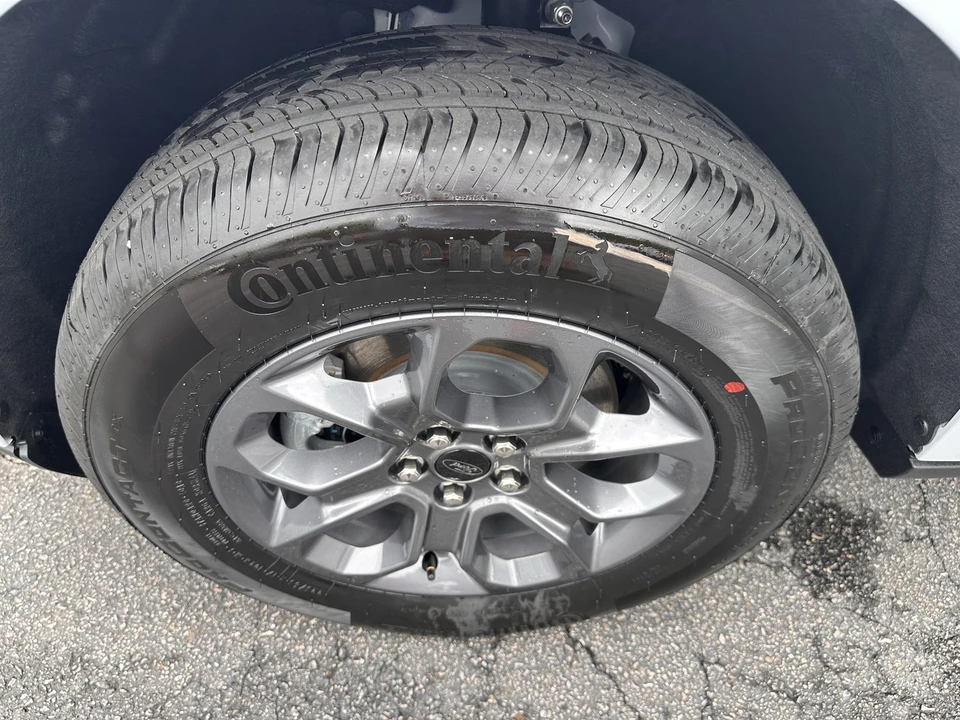 2026 Ford Maverick - Image 28 of 29